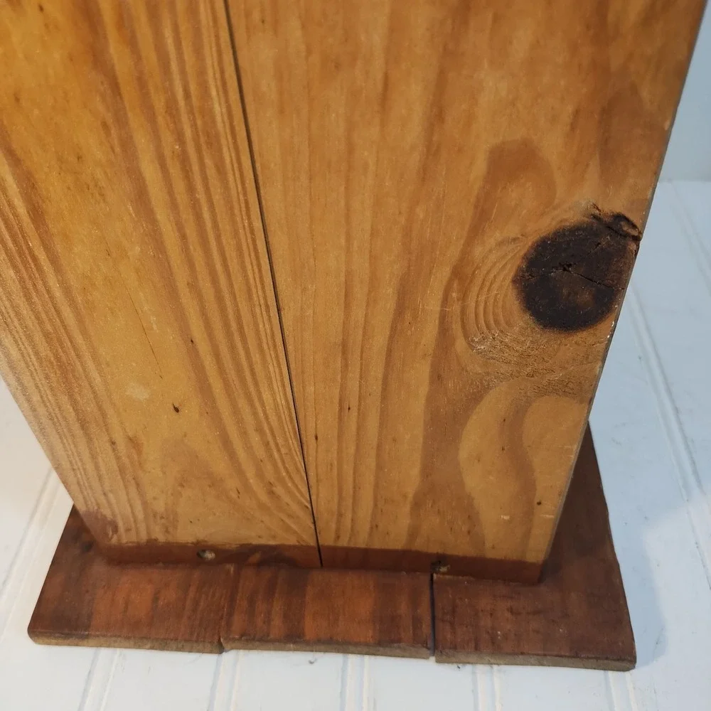 Vintage Wood Rustic Heart Cut Out Toilet Paper Storage Roll Holder Cottage READ